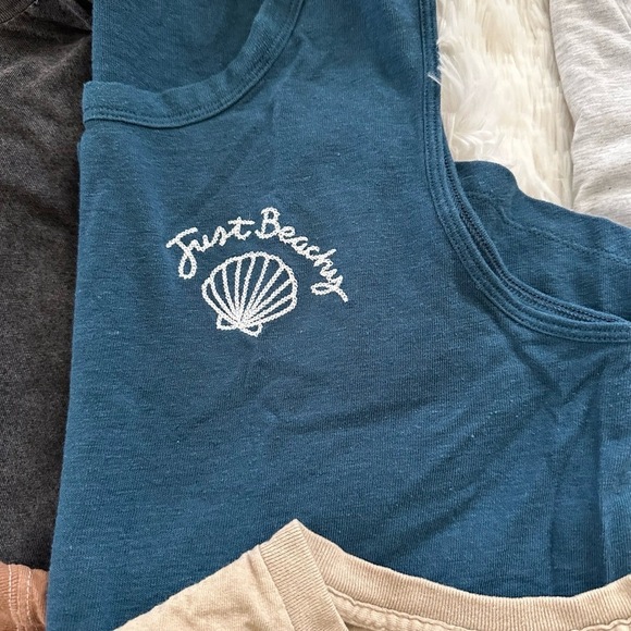 Bundle Of 8 Assorted Colors Graphic Prints Short Sleeve Crew Neck TShirts Large - Picture 4 of 7